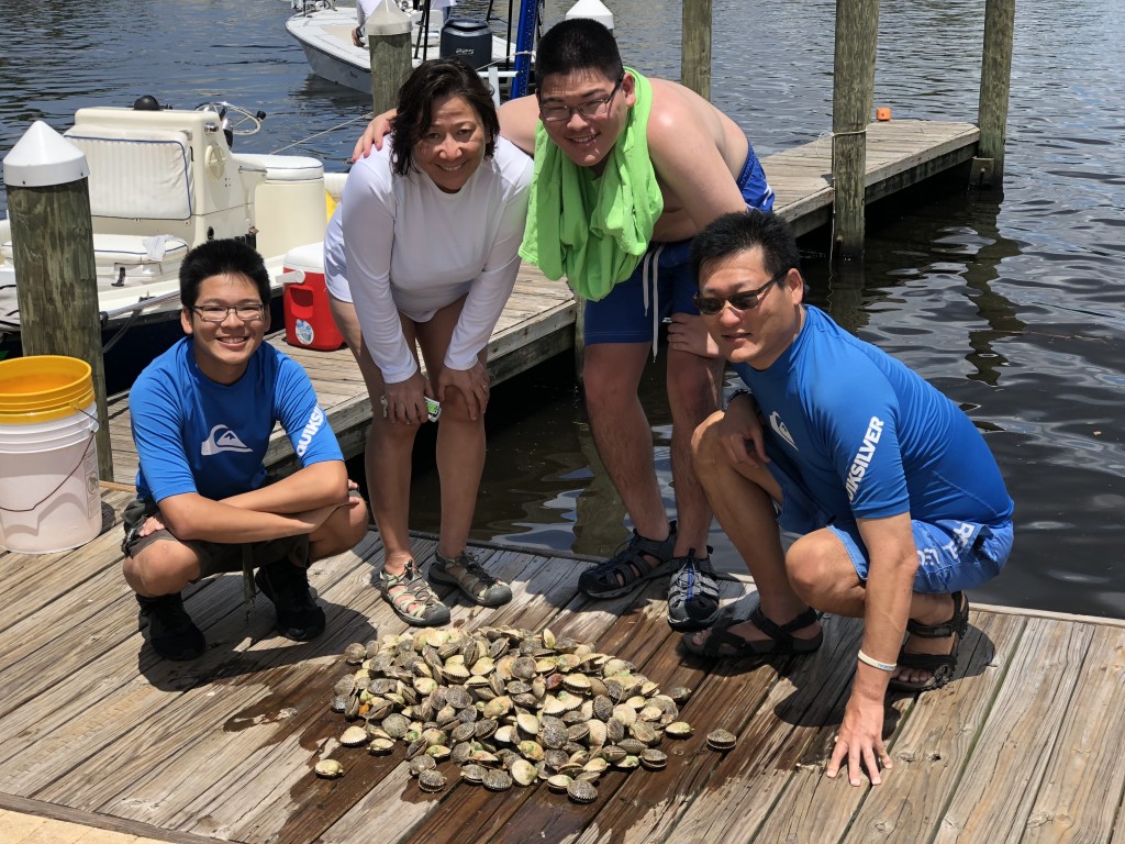 Joe's Scalloping guided trip Homosassa